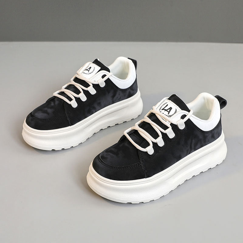 Damen Komfort-Sneaker mit dämpfendem Sohlenprofil und atmungsaktiver Obermaterialstruktur EB