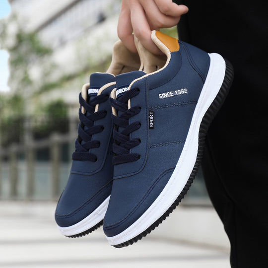 Damen Sportliche Sneaker mit robustem Obermaterial und rutschfester Sohle EB