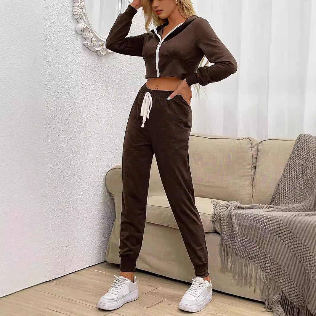 Damen Sportliches Set mit kurzem Oberteil und elastischem Bund EB