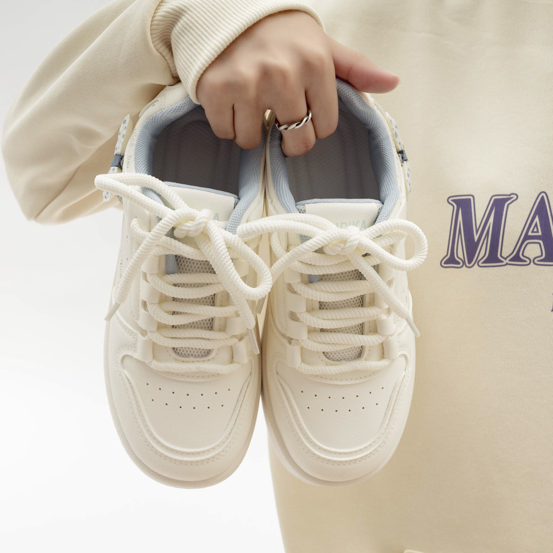 Damen Sneakers mit verspieltem Schleifenmotiv und schöner Applikation EB
