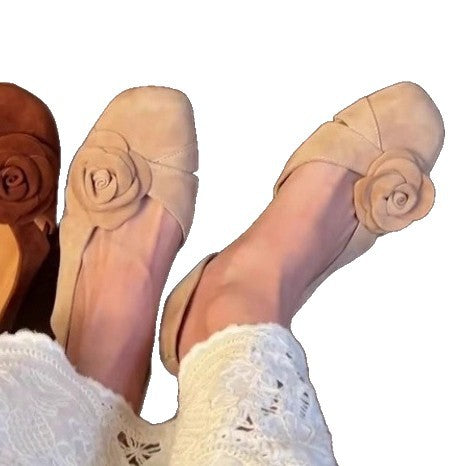 Damen Slingpumps mit eleganter Blumenapplikation und bequemer Sohle EB