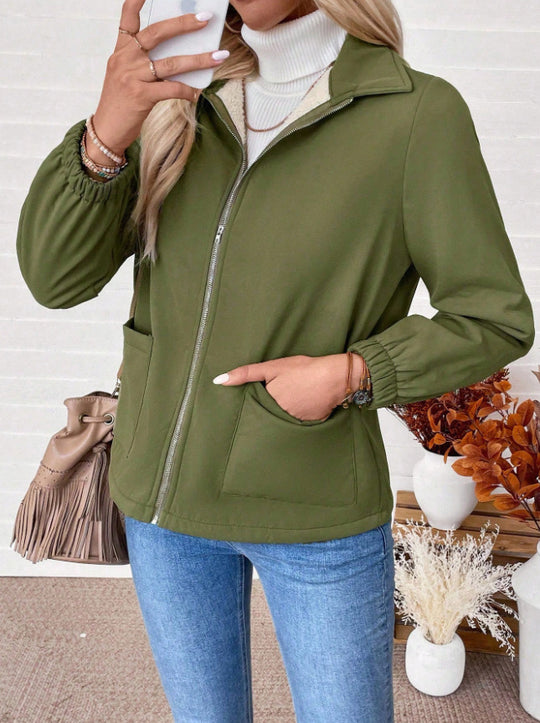 Damen Freizeitjacke mit Frontreißverschluss und praktischen Taschen EB