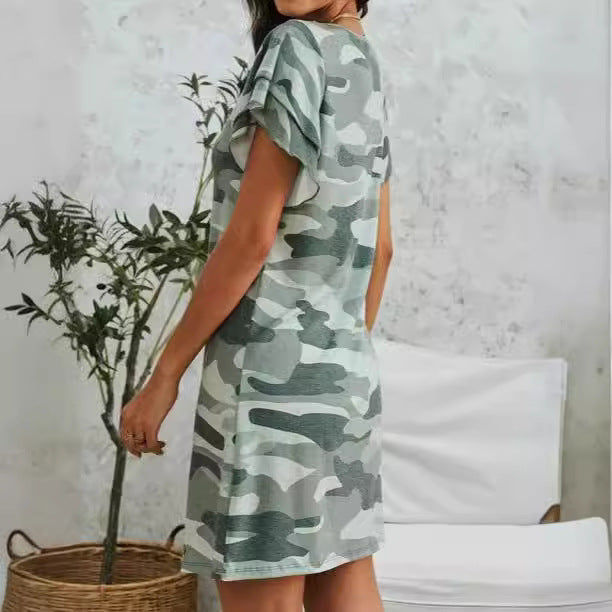 Damen Freizeitkleid mit Rüschendetails und Camouflage-Design EB