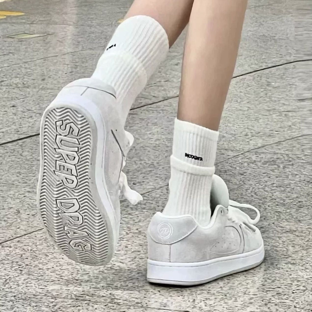 Damen Modische Sneakers mit hochwertiger Wildleder-Oberfläche und weichem Fußbett EB