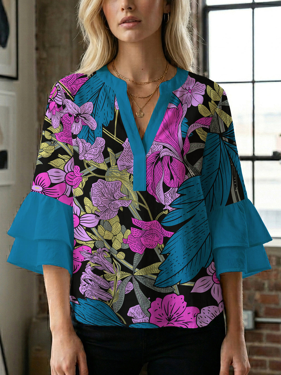 Damen Blusenshirt mit voluminösen Ärmeln und floralem Muster EB