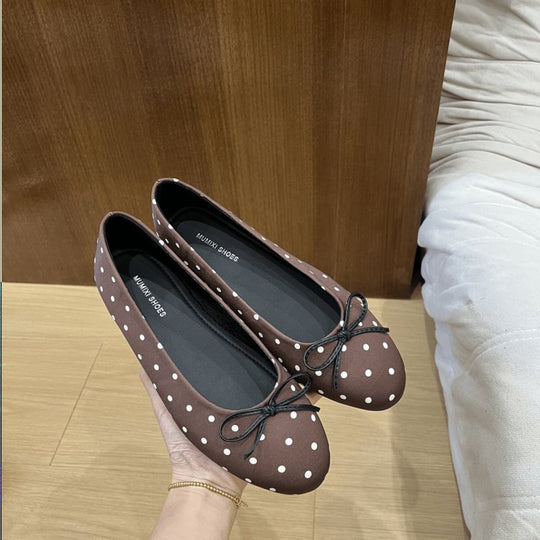 Damen klassische Ballerinas mit verspieltem Punktmuster und dekorativem Schleifendetail EB