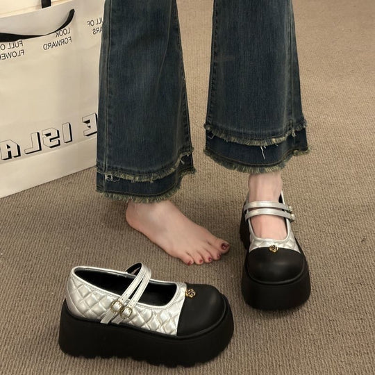 Damen Platform Mary Janes mit modischen Zweiriemen und geschmackvollem Design EB