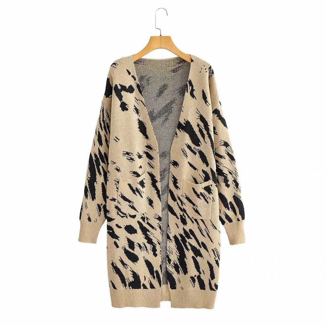 Damen Grobstrick-Cardigan mit modischem Leopardenmuster und praktischen Taschen EB