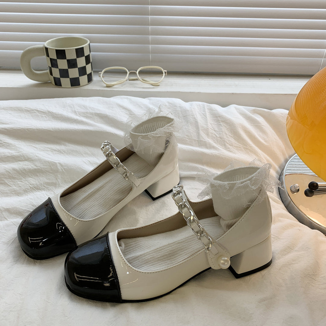 Damen Elegante Ballerinas mit modischen Riemen und detailreicher Faltenoptik EB
