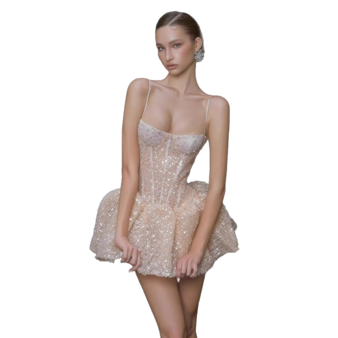 Damen Glamouröses Cocktailkleid mit funkelnden Pailletten und ausgefallener Rockform EB