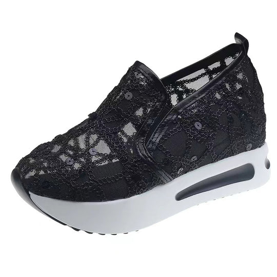 Damen Plateausneaker mit verstecktem Keil und Spitzenbesatz EB