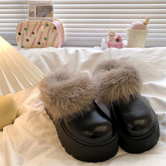 Damen Flauschige Clogs mit hochwertigem Kunstfell und robuster Sohle EB