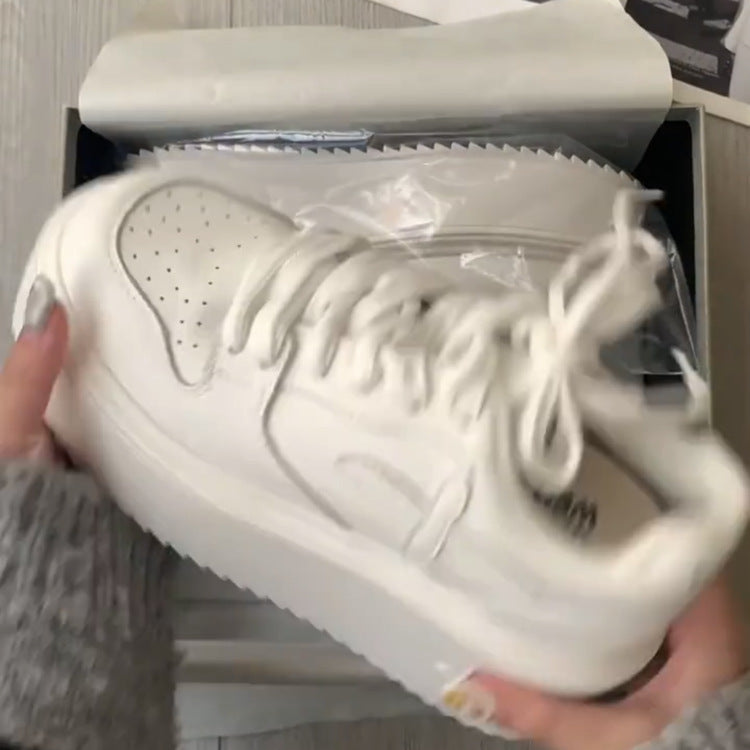 Damen modische Sneakers mit atmungsaktiver Oberflächenstruktur und dämpfendem Sohlenprofil EB