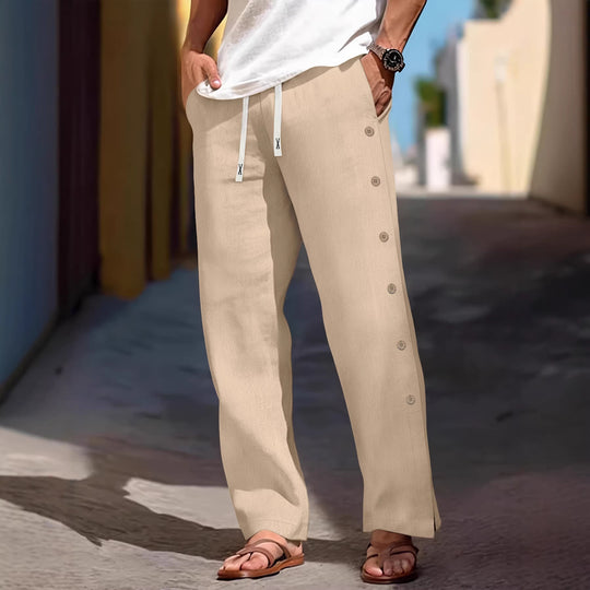 Herren nan weite Freizeithose mit seitlicher Zierknopfleiste, Tunnelzugbund und tiefen Eingrifftaschen EB