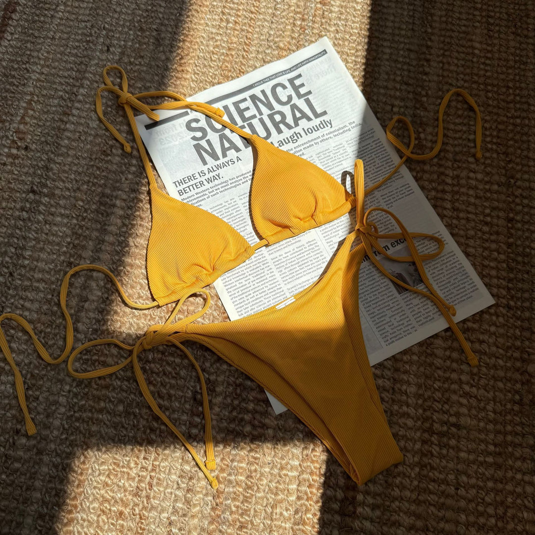 Damen Triangel-Bikini-Set mit verstellbaren Bindebändern und texturiertem Stoff EB