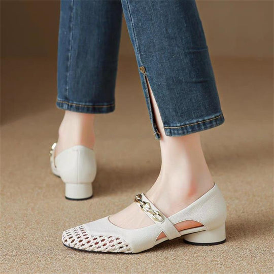 Damen elegante Ballerinas mit modischem Riemchen und stilvollem Absatz EB