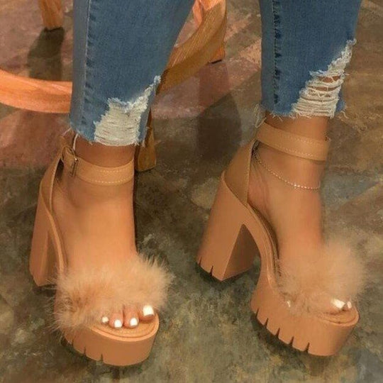 Damen Plateauschuhe mit extravagantem Feder-Detail und knalligem Design EB