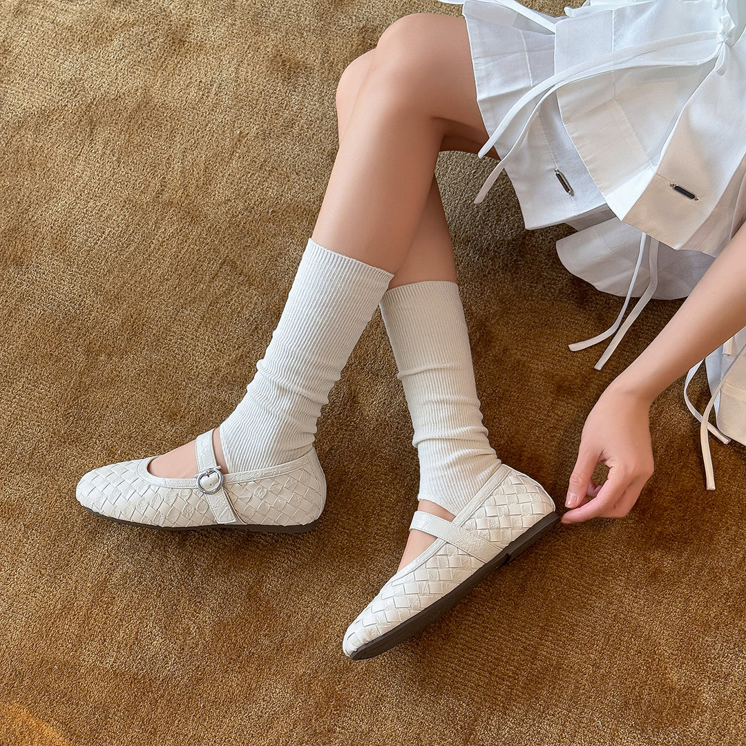 Damen Bequeme Mary Jane Ballerinas aus glänzendem Leder mit modischem Riemchen EB
