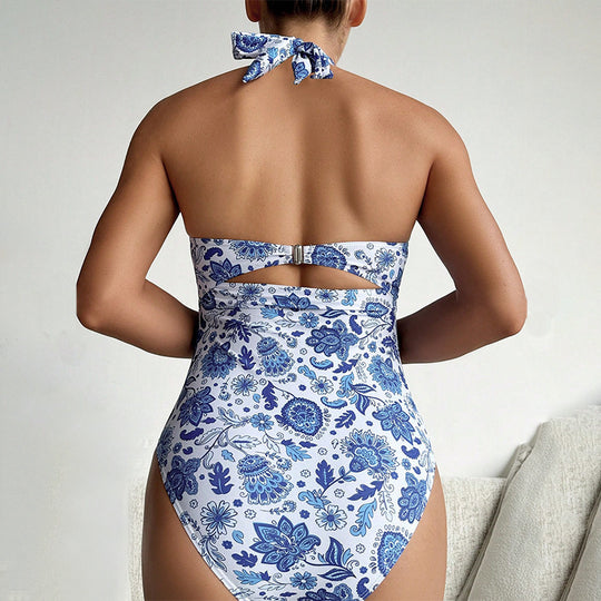 Damen Einteiler Badeanzug mit elegantem Schnitt und modischen Cut-Outs EB