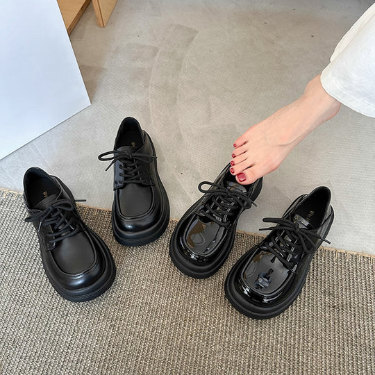 Damen modische Schnürschuhe mit glänzender Lackoberfläche und bequemer Sohle EB