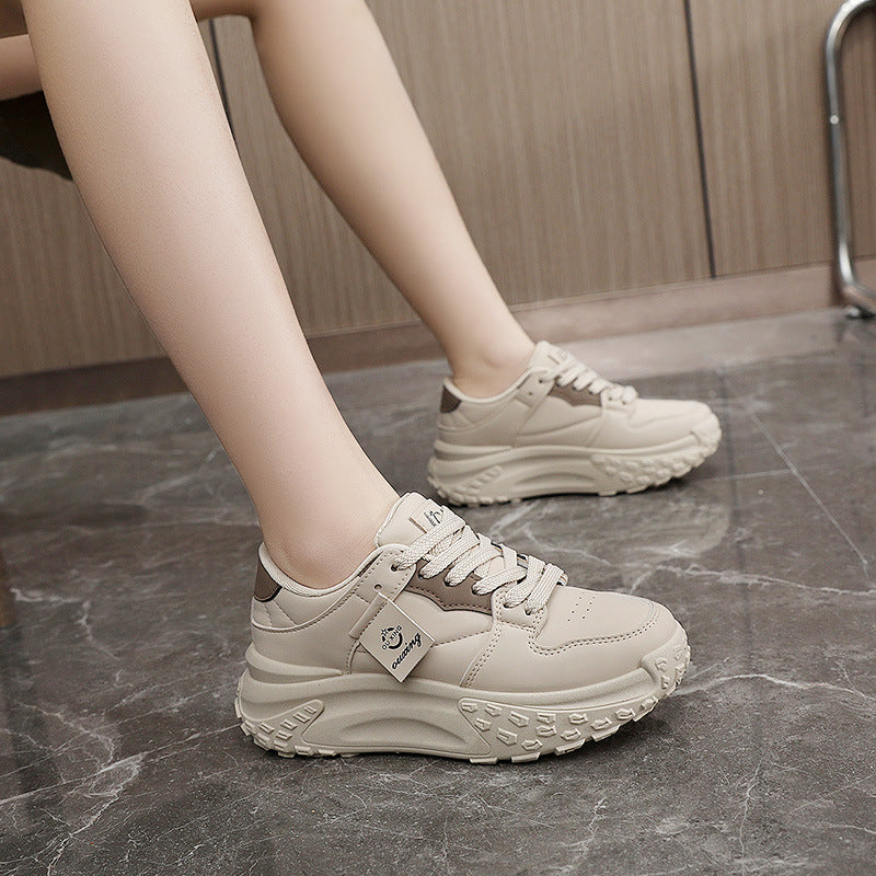 Damen Sneaker mit sportivem Design und rutschfester Sohle EB