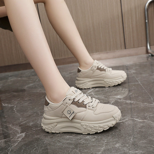 Damen Sneaker mit sportivem Design und rutschfester Sohle EB