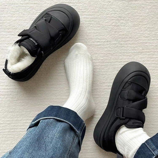Damen Gemütliche Sneaker mit warmem Innenfutter und praktischem Klettverschluss EB