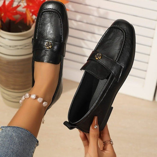 Damen Mokassins mit elegantem Goldakzent und weichem Fußbett EB