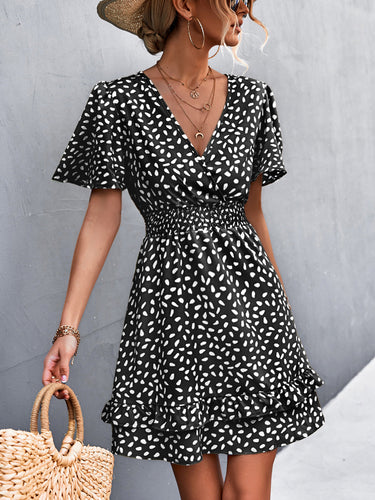 Damen Blümchen Minikleid mit Rüschen und elastischem Taillenbund EB