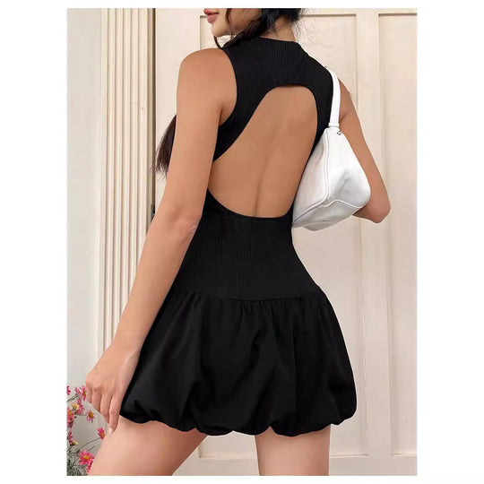 Damen trendiges Mini-Kleid mit hohem Kragen und voluminösem Rock EB