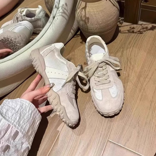 Damen Sportliche Sneakers aus hochwertigem Wildleder mit robustem Sohlenprofil EB