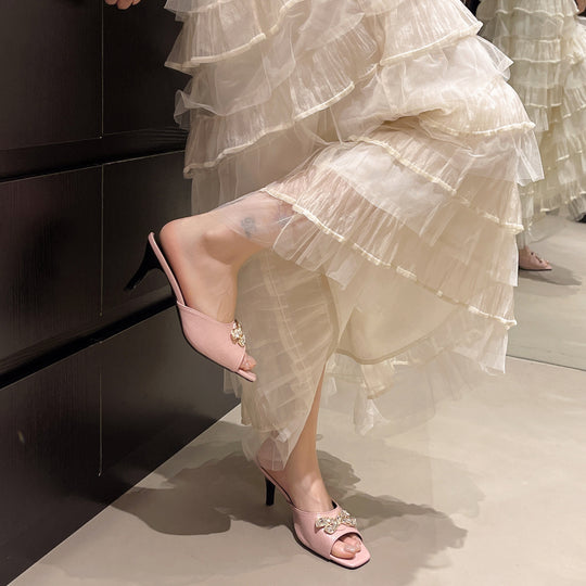 Damen Glamouröse Mules mit funkelnden Schleifen und elegantem Absatz EB