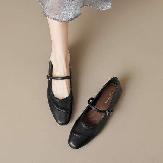 Damen elegante Ballerinas mit modischem Riemchen EB