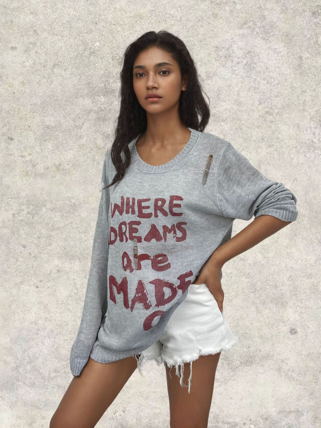 Damen Oversized Pullover mit kreativen Schriftzügen und raffinierten Details EB