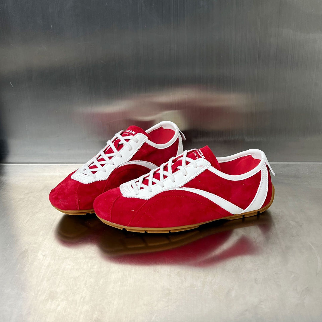 Damen Sportliche Sneakers aus hochwertigem Wildleder mit innovativer Sohlenkonstruktion EB