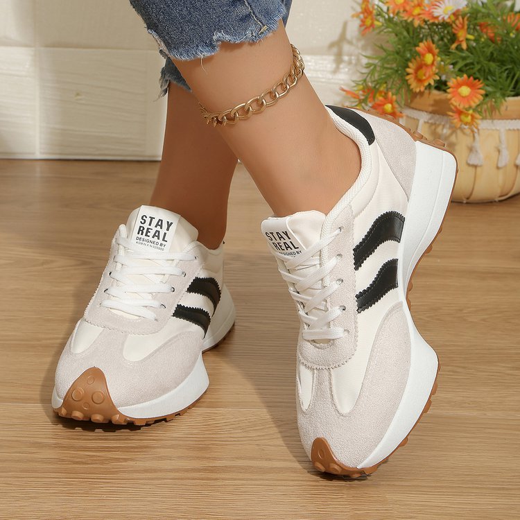 Damen Sportliche Retro Sneakers mit rutschfester Laufsohle EB