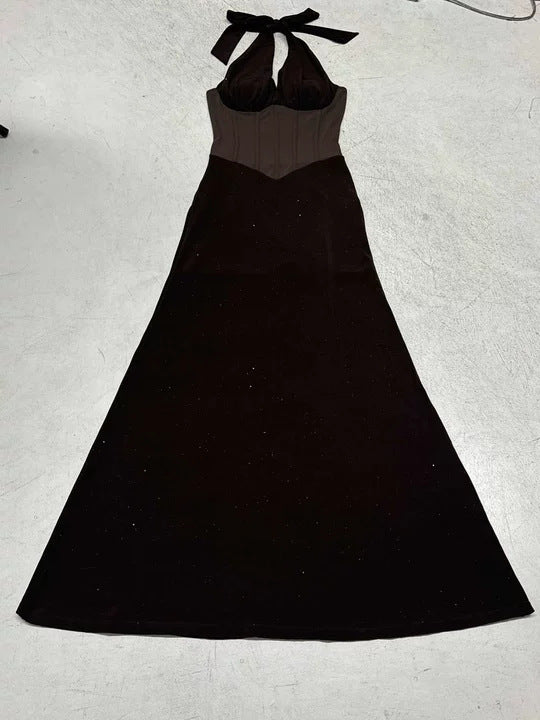 Damen Elegantes Maxikleid mit schimmernden Akzenten und figurformendem Oberteil EB
