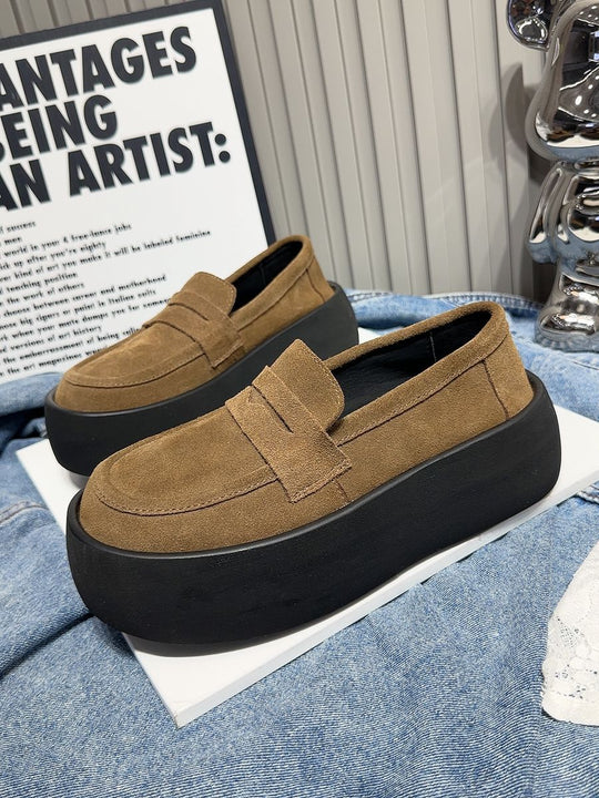 Damen modische Slipper mit extravaganter Plateau-Sohle EB