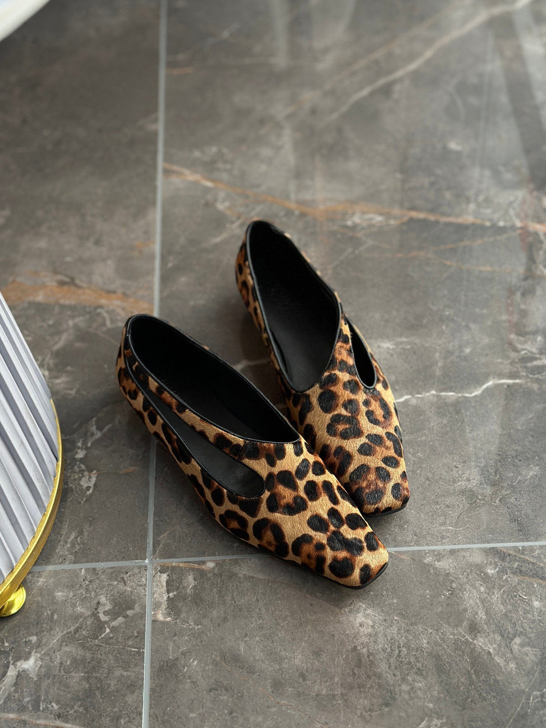 Damen Ballerinas mit elegantem Tiermuster und geschmeidiger Innenpolsterung EB