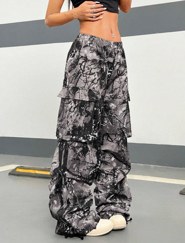 Damen Karierte Cargo-Hose mit niedrigem Schritt und praktischen Taschen EB