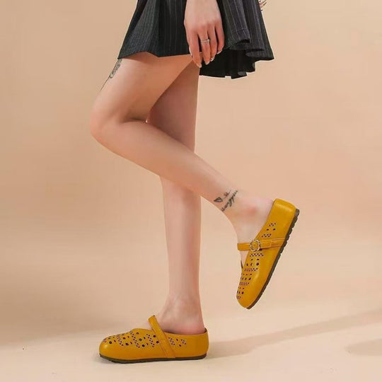 Damen Clogs mit luftigen Cut-Outs und verstellbarem Riemen EB
