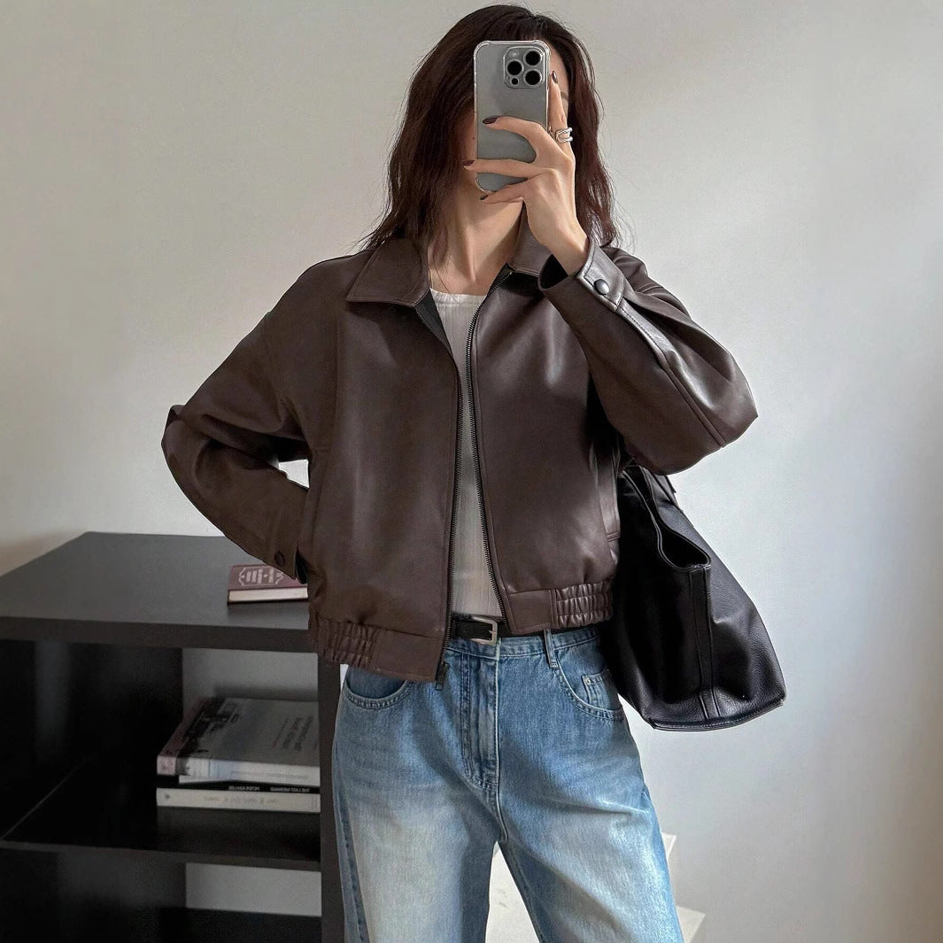 Damen Kunstlederjacke im sportlich-eleganten Schnitt mit elastischem Bund EB
