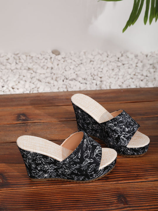Damen Wedge-Pantoletten mit kunstvollem floralem Muster und komfortablem Fußbett EB