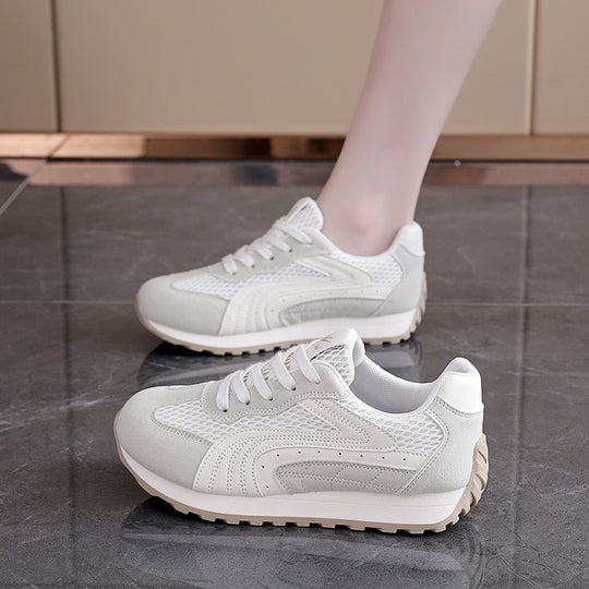 Damen Sportliche Sneakers mit atmungsaktiver Mesh-Oberfläche und dämpfender Sohle EB