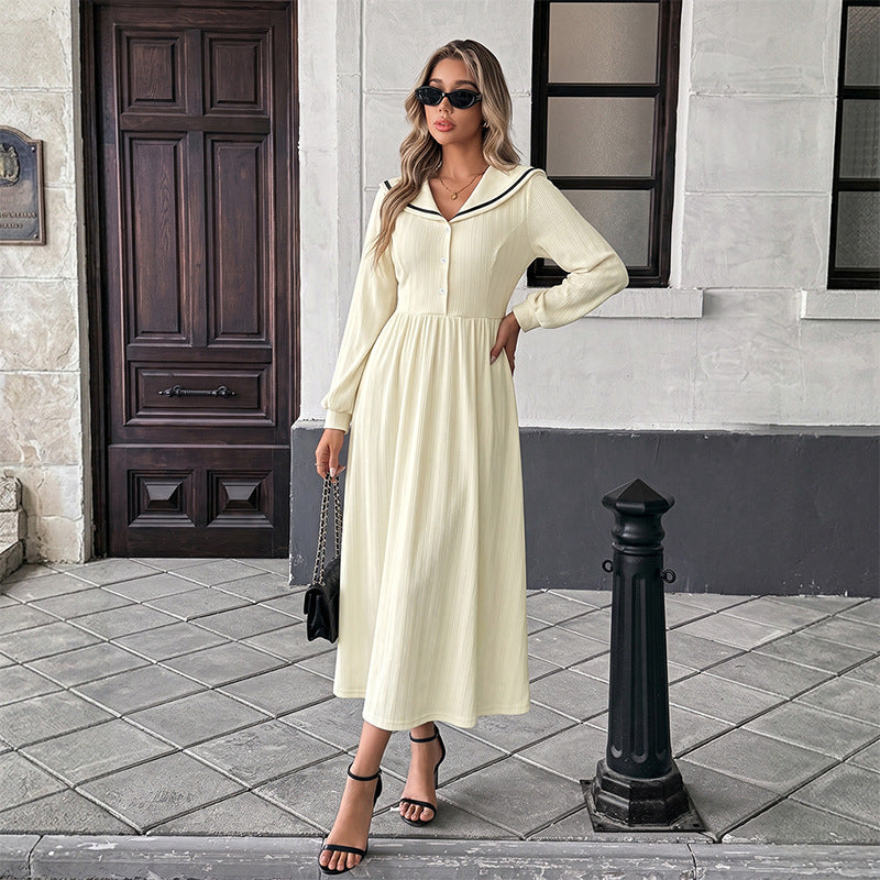 Damen Midikleid mit Matrosenkragen, geraffter Taille und Knopfleiste EB