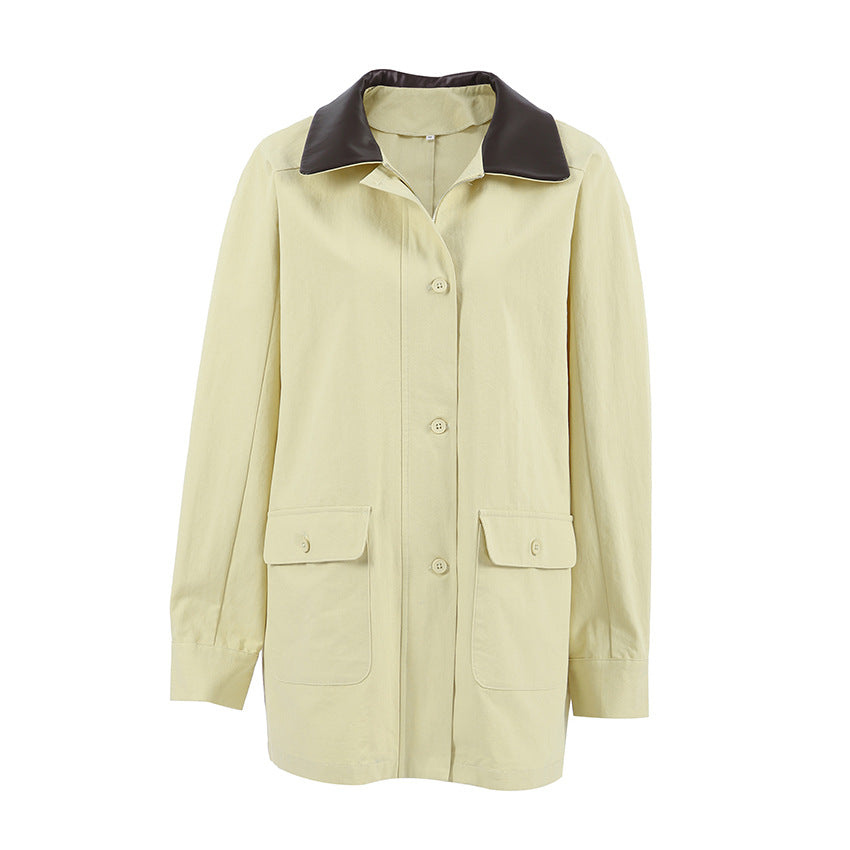 Damen Urbaner Utility-Mantel mit kontrastierendem Kragen und praktischen Taschen EB
