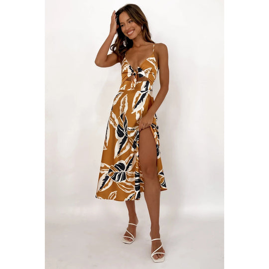 Damen Wickelkleid mit floralem Print und verspielt schwingendem Saum EB