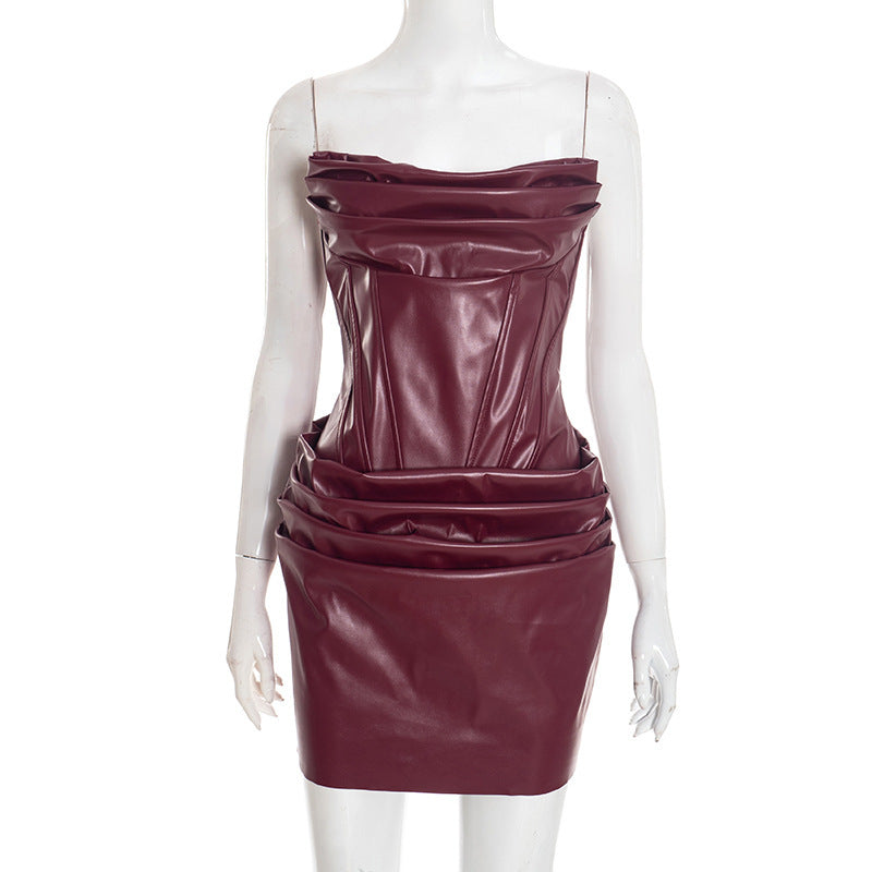 Damen Raffiniertes Minikleid aus hochwertigem Kunstleder mit drapierten Details EB