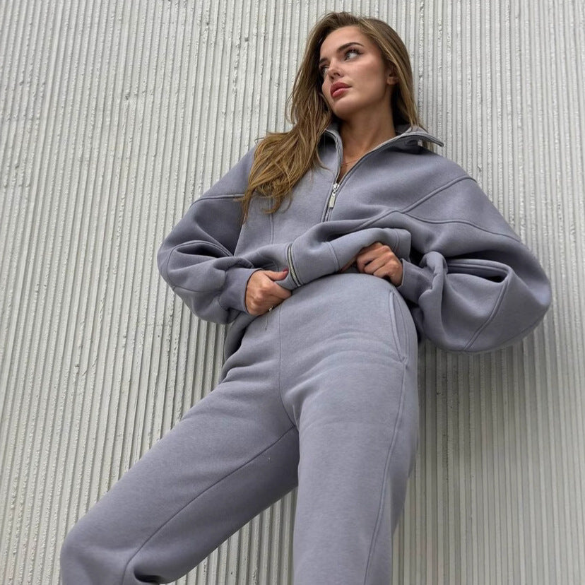 Damen Oversize-Halbzip-Sweatjacke mit sculptender High-Waist-Jogginghose aus schwerem French-Terry Eichborn Berlin