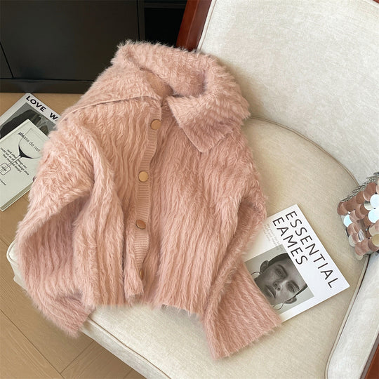 Damen Flauschige Strickjacke mit breitem Kragen und Knopfleiste EB